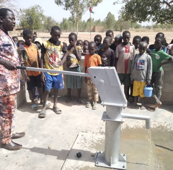 Kdougou_Forage école Yandeghin