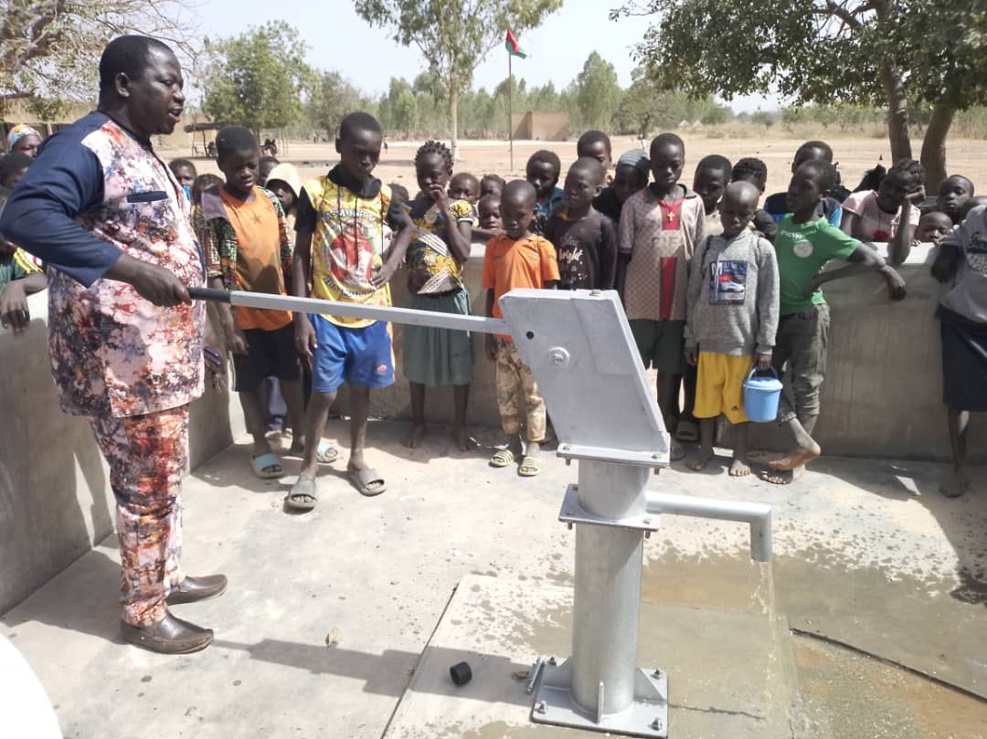 Kdougou_Forage école Yandeghin